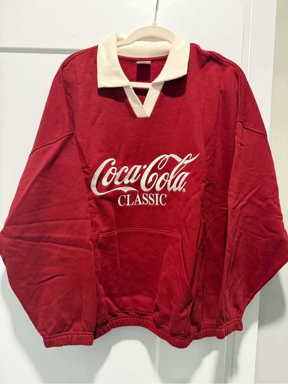 PacSun Red V-Neck Coca-Cola Classic Pullover with Cream Collar